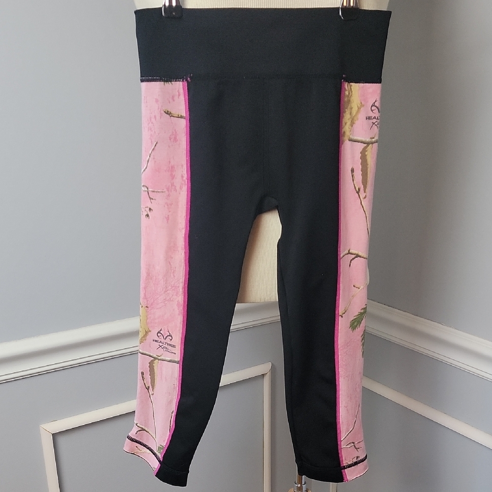 REALTREE‎ Black Pink Camo Cropped Capri Athleisure Activewear Stretch Legging S